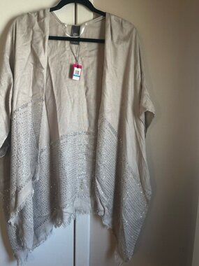 Vince Camuto Metallic Stripe Poncho / Open-Front Wrap – Ivory – NWT